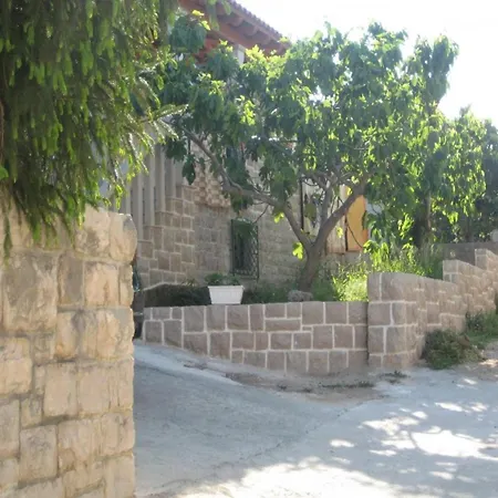 Apartment Studio Camellia - Studio With Terrace *